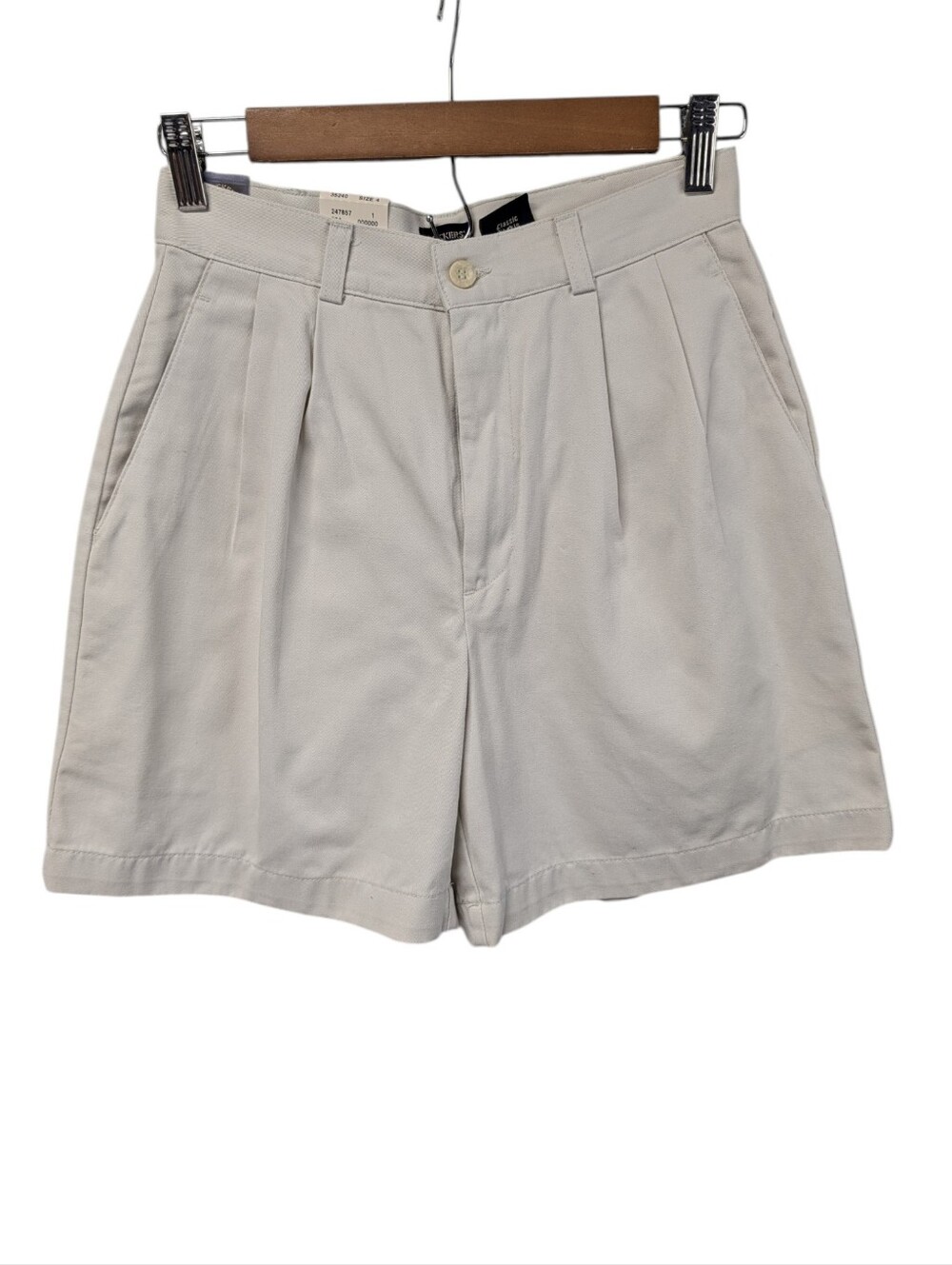 Dockers Women's Light Beige Pleated Shorts